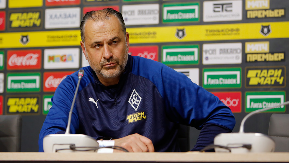 В контракте Божовича были прописаны большие отступные. фото: kc-camapa.ru